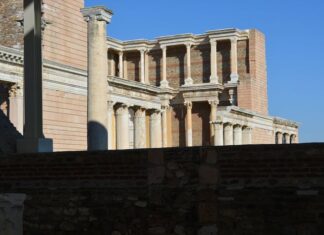 The Rise of Civic Freedom in Flanders